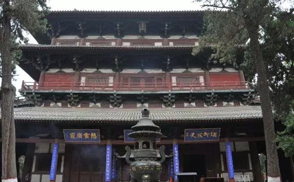 隆兴寺