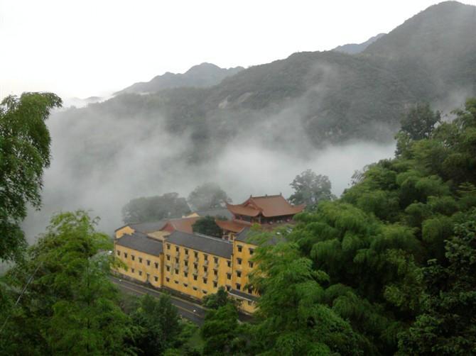 安徽九西岳苦露寺