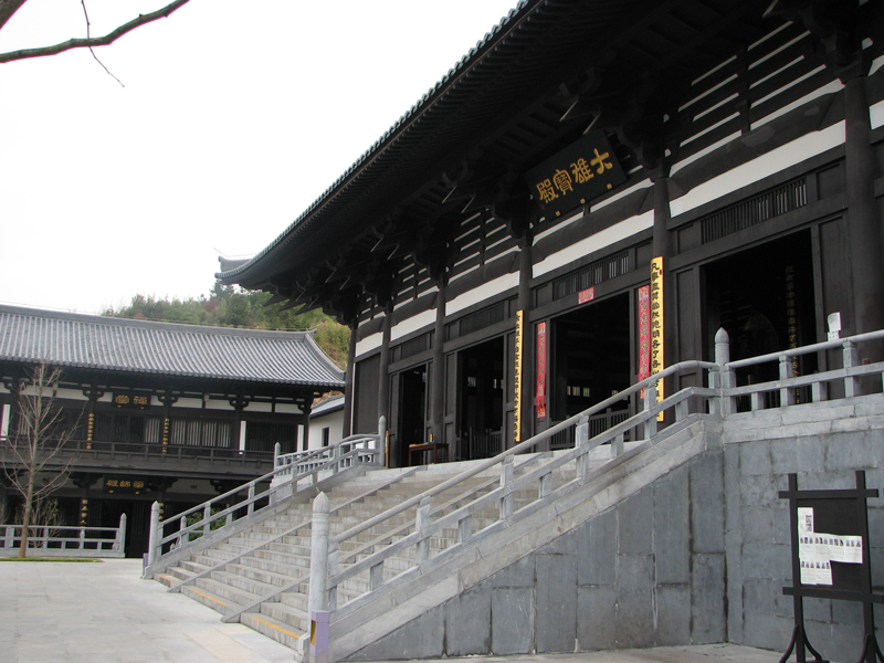 黄山市黟县宏村梓路寺 