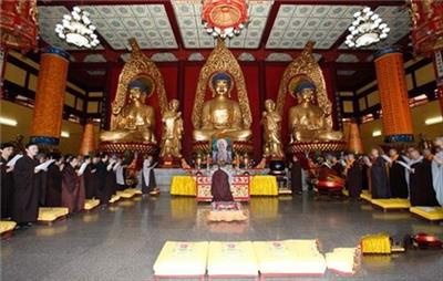 黄梅四祖寺举行“净慧长老示寂两周年”追思赞颂法会