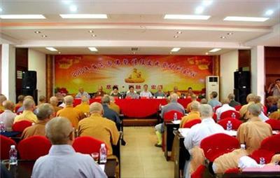 黄冈市佛教协会2015年培训暨讲经会议在浠水隆重举行