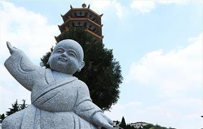 李连杰拍片少了 宣传佛教多了
