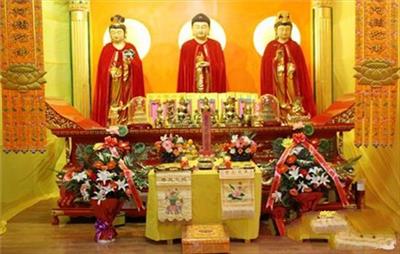 黑龙江勃利县极灵寺水陆法会之结界、发符、悬幡