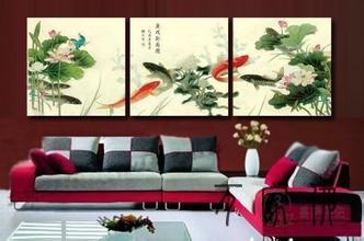 正在客厅悬挂字画拆潢品的时辰有哪些道供？