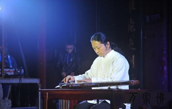 马常胜古琴吟唱音乐会正在成皆文殊院奏响