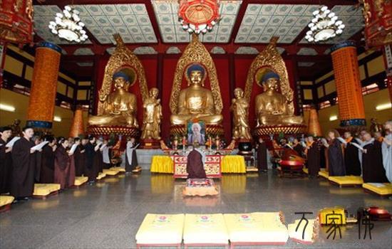 黄梅四祖寺举行“净慧少老示寂两周年”逃思歌颂fahui