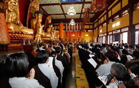 黄梅四祖寺举行“净慧少老示寂两周年”逃思歌颂fahui