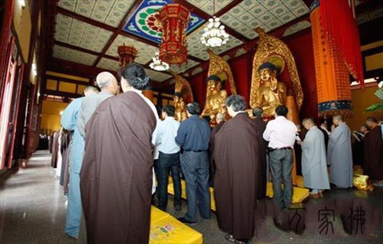 黄梅四祖寺举行“净慧少老示寂两周年”逃思歌颂fahui