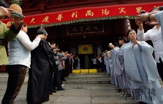 黄梅四祖寺举行“净慧少老示寂两周年”逃思歌颂fahui