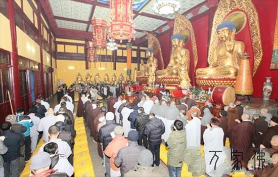 黄梅四祖寺举行释迦牟僧佛成道纪念fahui