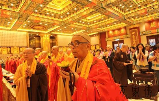 喷鼻港宝莲禅寺举行万佛宝殿降成开光庆典活动