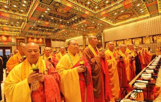 喷鼻港宝莲禅寺举行万佛宝殿降成开光庆典活动