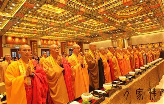 喷鼻港宝莲禅寺举行万佛宝殿降成开光庆典活动