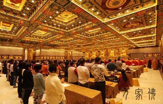 喷鼻港宝莲禅寺举行万佛宝殿降成开光庆典活动