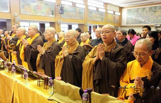 喷鼻港没有俗观宗寺、喷鼻海正觉莲社举行“纪念抗和胜利七十周年祷告和仄fahui”