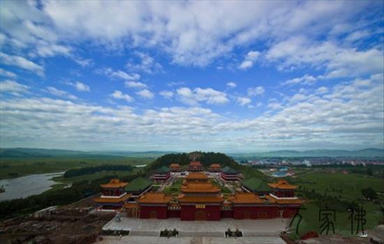 黑龙江海林报恩寺举行迎请惟贤少老舍利fahui