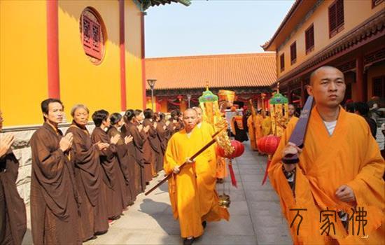 黄梅妙乐寺法界圣凡是火陆fahui第三天：请上堂