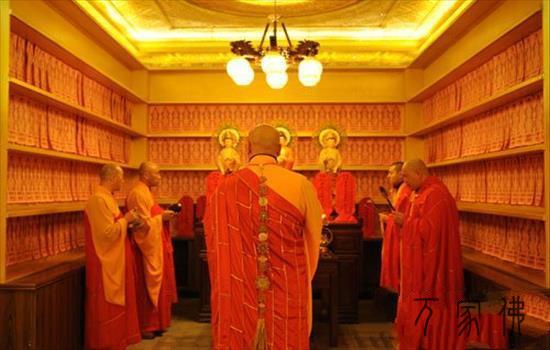 黑龙江海林报恩寺逆星燃灯fahui圆满举行