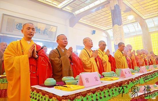 黄檗宗风丕振   虎溪祖庭重光——五圆佛殿、佛母年夜孔雀明王殿降成