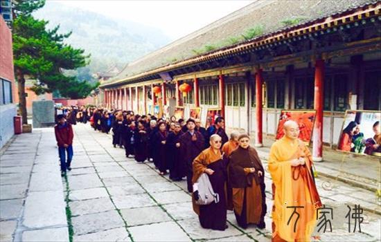 喷鼻港没有俗观宗寺宏明年夜和尚携朝山团朝拜山西五台山