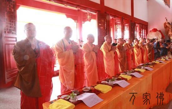 黑龙江泰来光明寺年夜雄宝殿降成开光 果海法师誓为十圆疑寡挨造建持“净天”