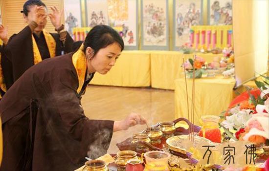 黑龙江勃利县极灵寺火陆fahui之拜忏、供下堂、圆满焰心