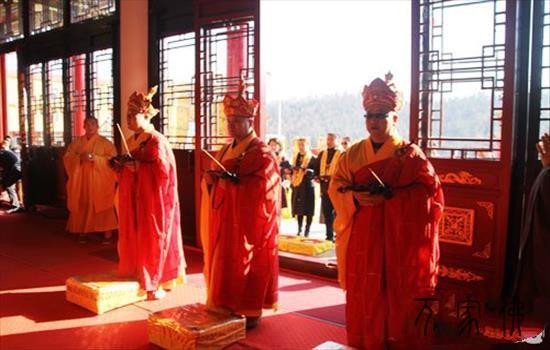 黑龙江勃利县极灵寺火陆fahui之圆满供、圆满喷鼻、收判宣疏、圆满收圣