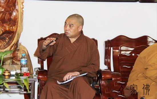 喷鼻积寺召合本昌法师荣膺住持降座fahui事情和谐jihui