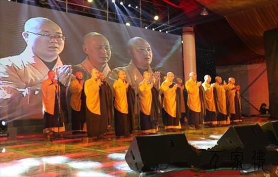 鸿韵延福 标致千灯 2013延福寺佛乐梵音碰钟祈福早会