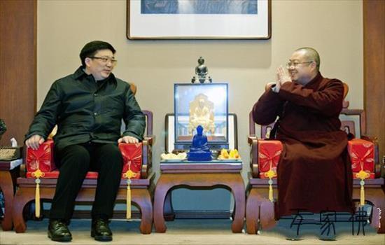 黄石市委布告周先旺调研慈湖禅院并看望正慈年夜和尚